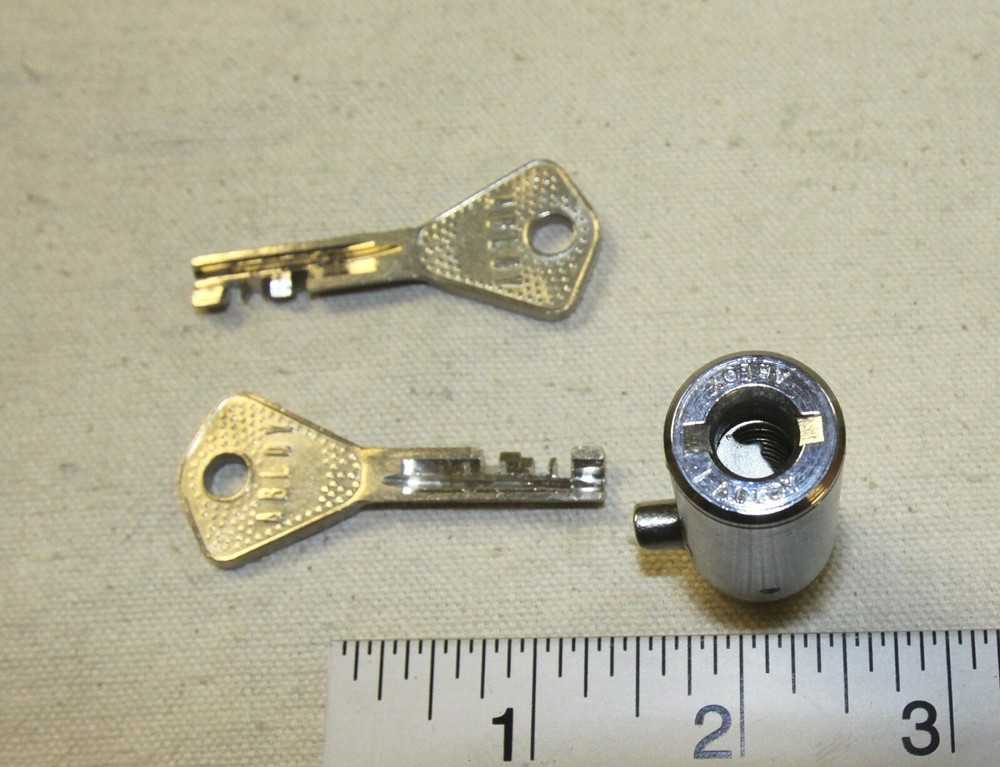 Abloy plug lock w/ 2 working keys, high security lock for T & L handles - New