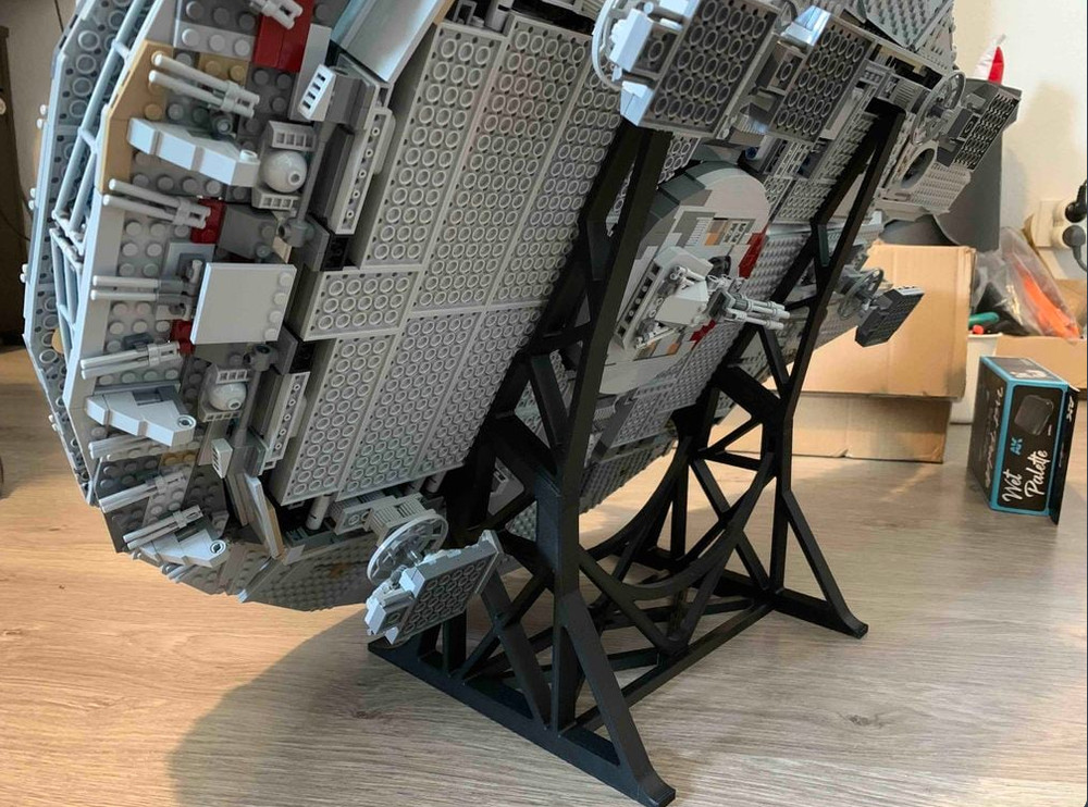 Display Stand for Lego Millennium Falcon 75192