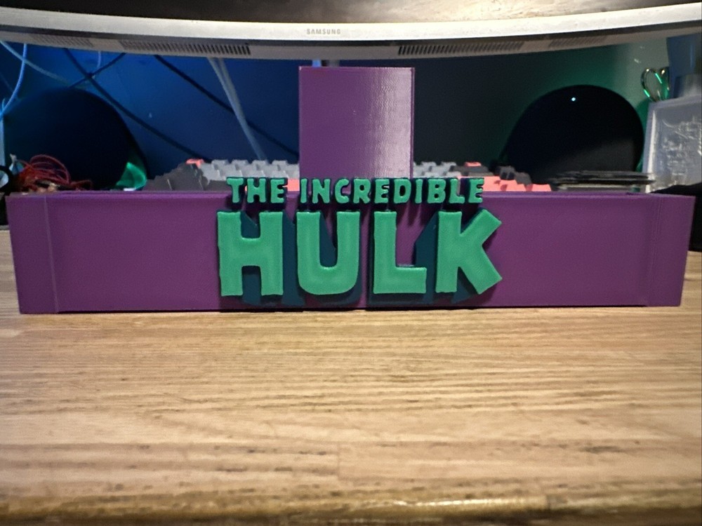 Incredible Hulk Comic Book Stand - Graded/Raw Comics 3D Printed
