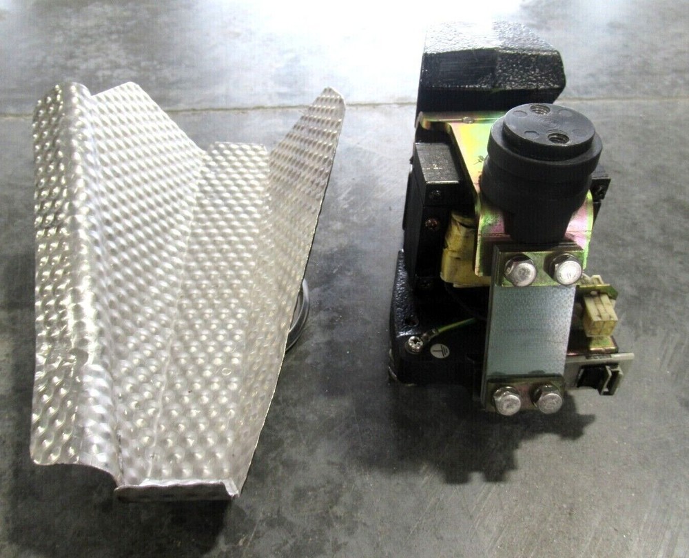 Ishida CCW-RZ-214w Feeder With Bucket & Accessories