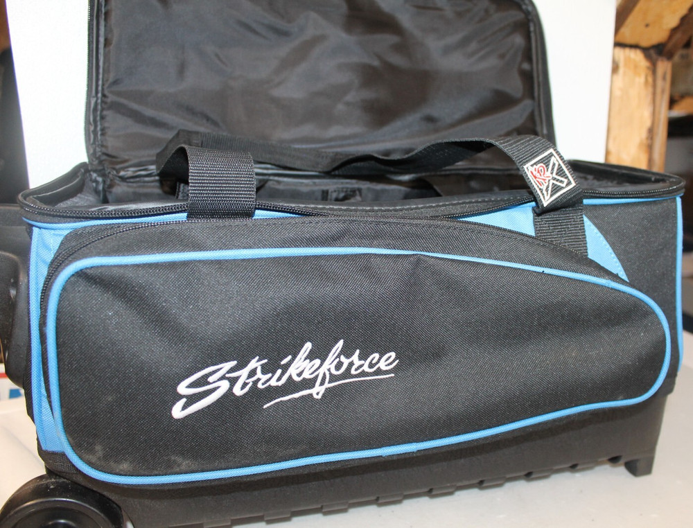 Strikeforce KR Eliminator Double Roller Bowling Bag-Blue 8920-02 (READ)