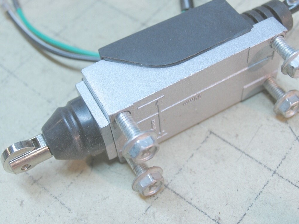 One NEW GNBER Mini Limit Switch#RME8112