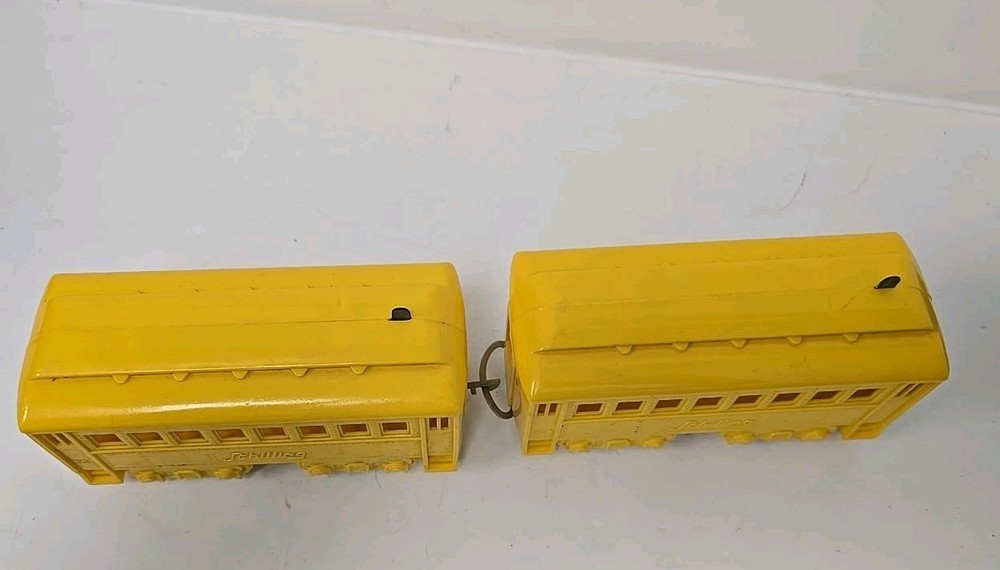 SCHILLING ELECTRIC 4 PIECE PLASTIC TRAIN SET BOXED AS IS UNTESTED READ