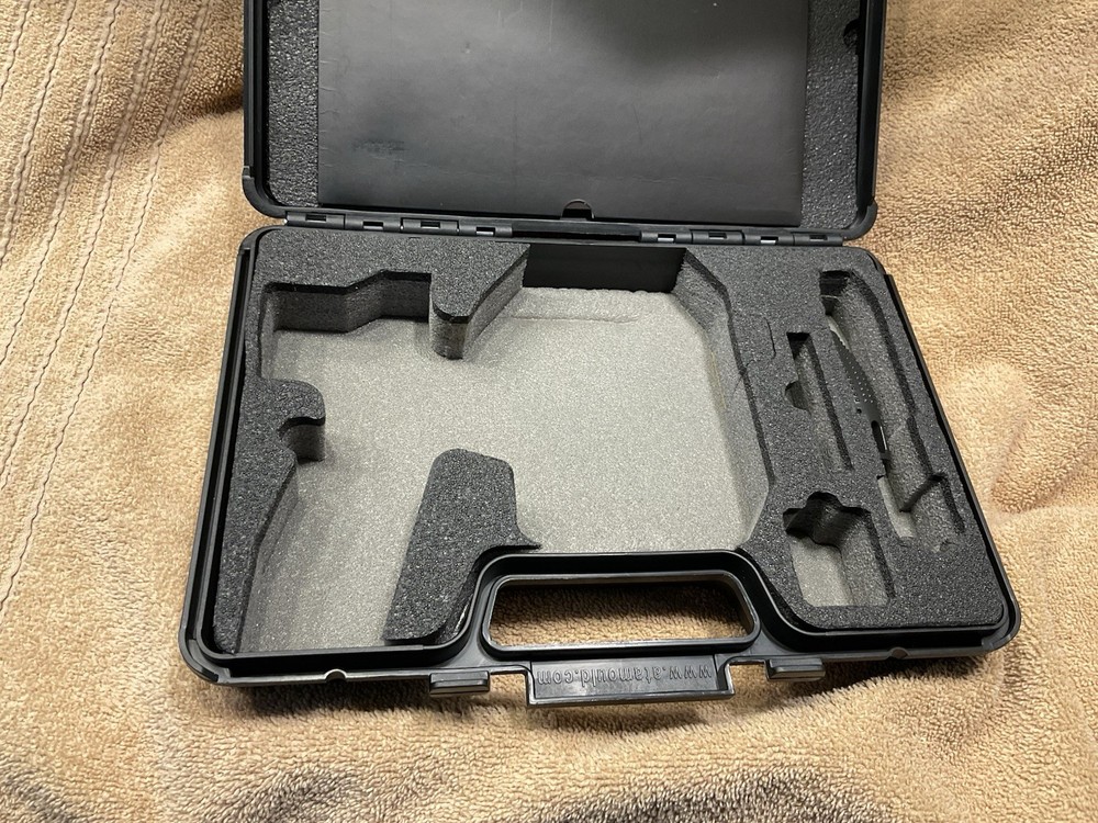 CANIK TP9 SF/SFL/SFT 9MM Empty Hard Case One Back Strap (medium)+ Owners Manual