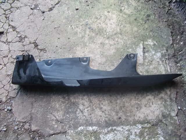 HONDA CBR1000 F Chainguard
