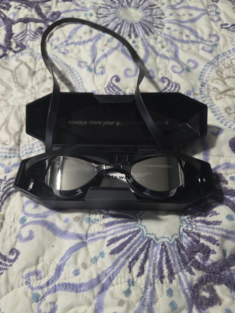 The Magic 5 Swim Goggles With Case Mirror Coating New