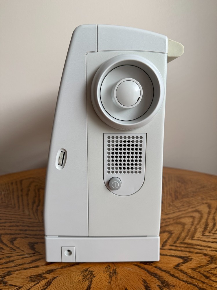 Pfaff Creative 7560 Sewing Machine