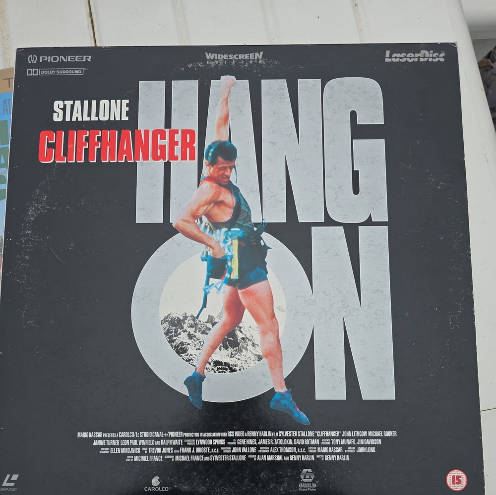 Stallone Cliffhanger HANG ON - LaserDisc