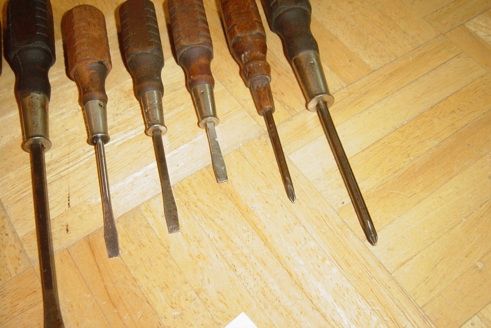 MAC TOOLS 10 PIECE WOODEN HANDLE MIXED SCREWDRIVER SET