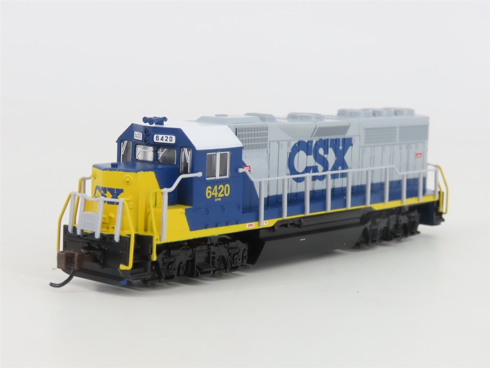 N Scale Bachmann 24022 CSX "Freight Master" GP40 Diesel Freight Train Set