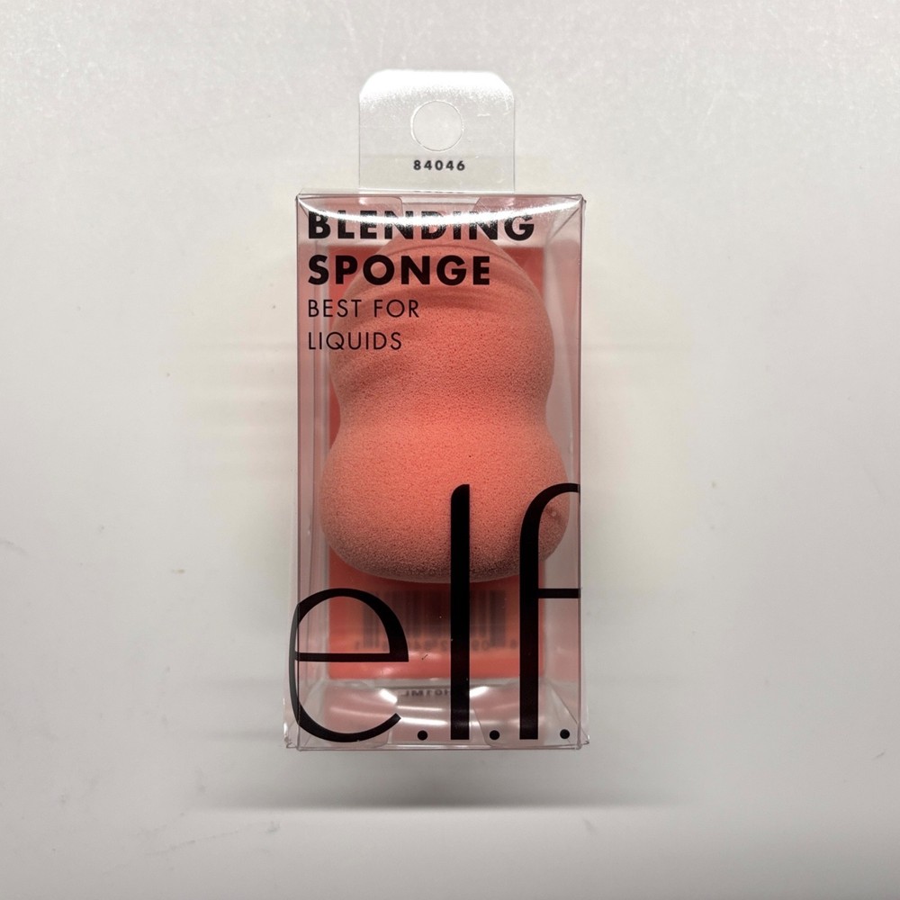 e.l.f.  BLENDING SPONGE - NEW!