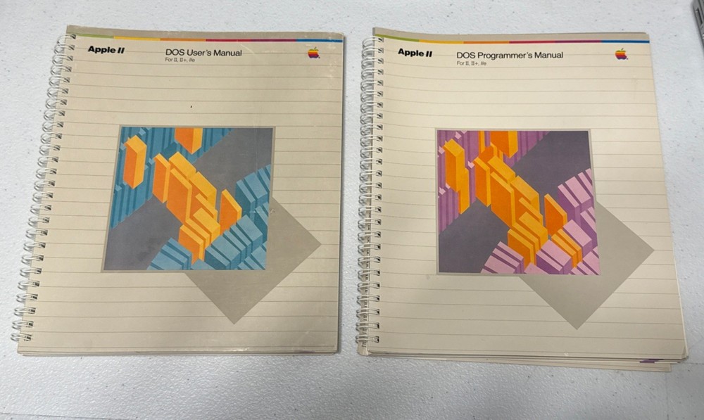 Apple Computer DOS User's & Programmer's Manuals II II+ IIe  Books 1983 Vintage