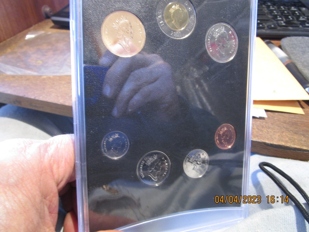 2000 Royal Canadian Uncirculated Proof Set +++++ (7)