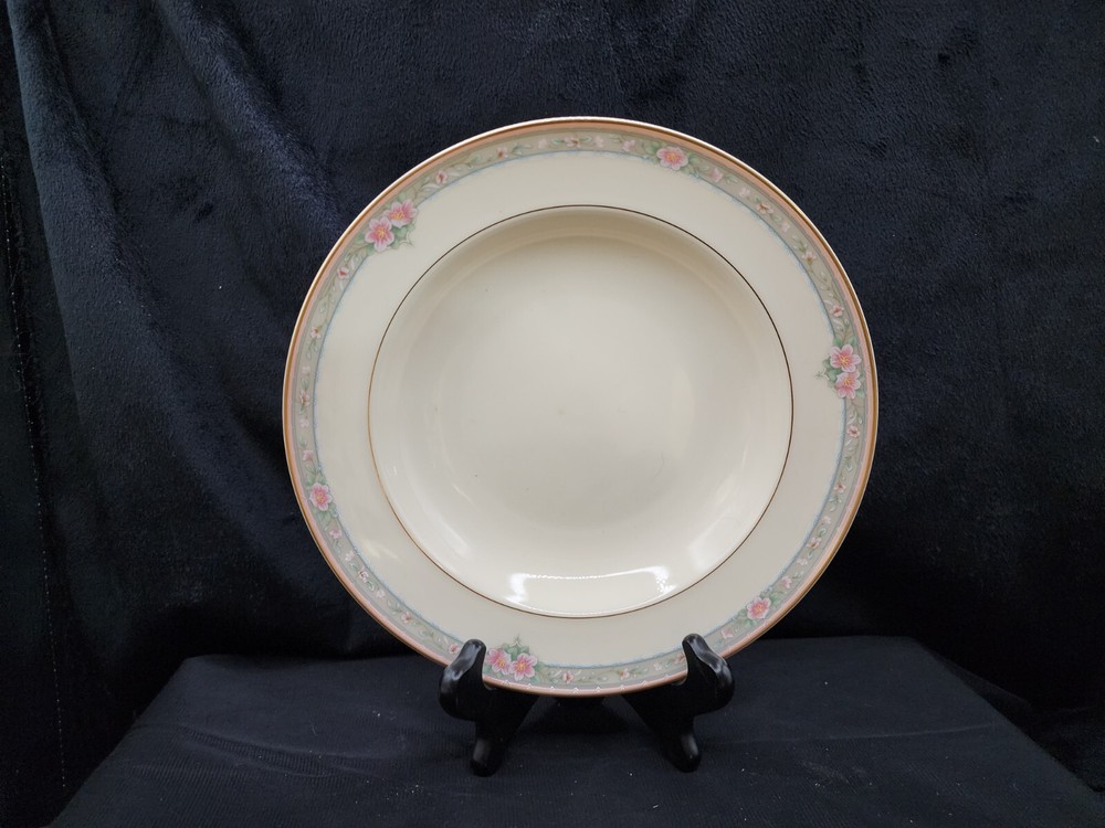 Mikasa La Rose Chop Plate