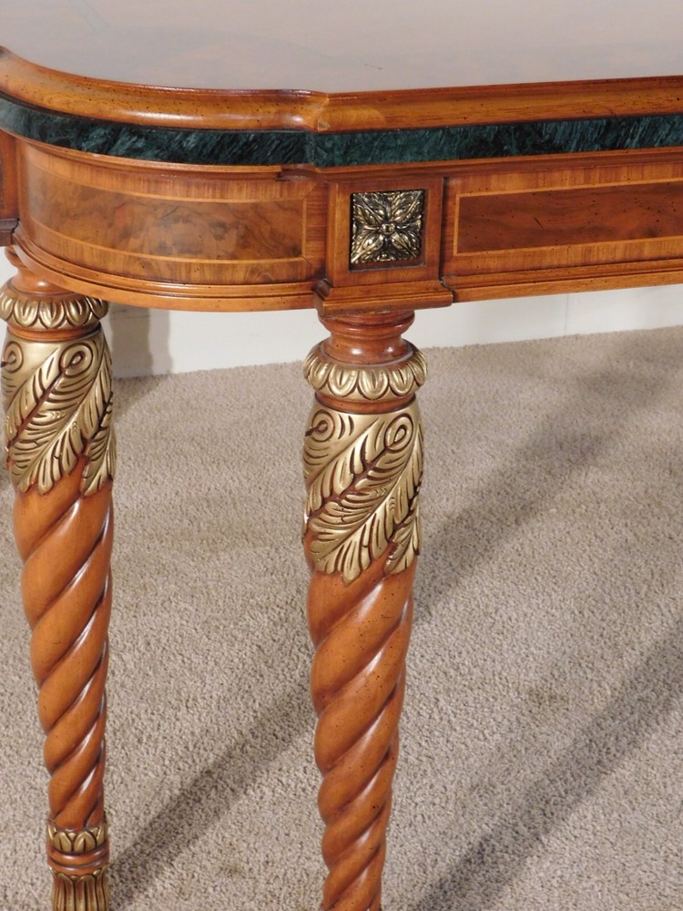 HENREDON Grand Provenance Dining Table