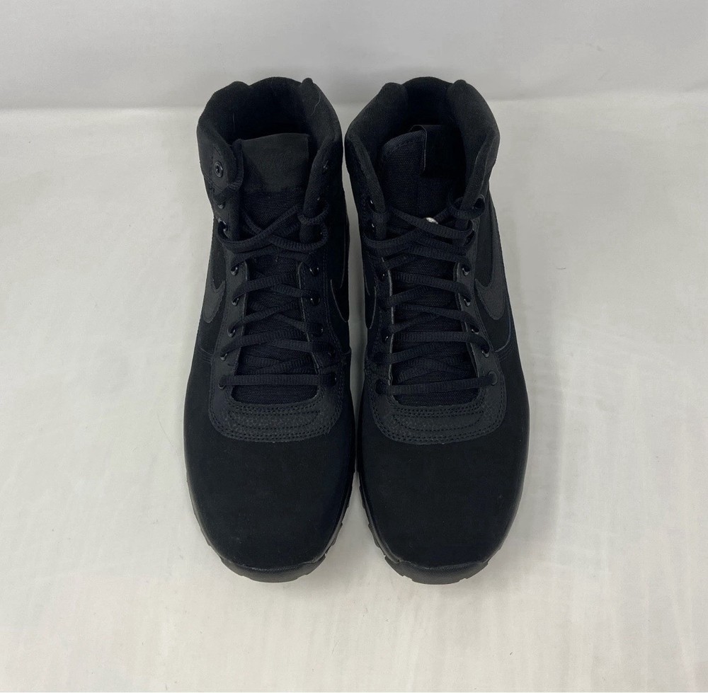 Nike Manoadome Black Sneaker Boots, Size 10 844358-003