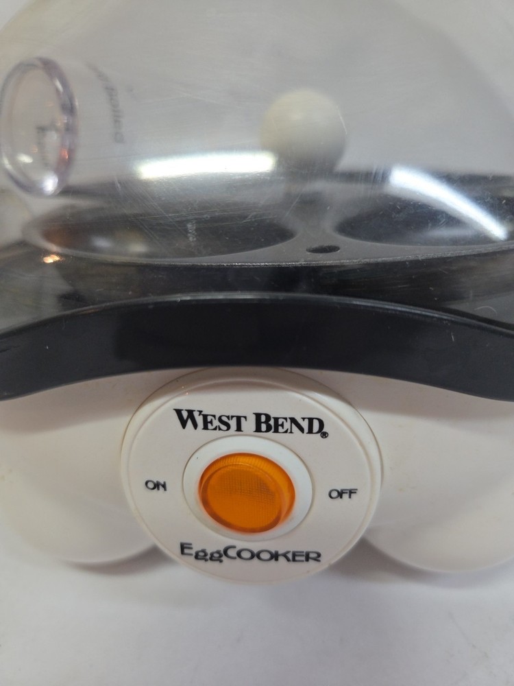 West Bend Electric Automatic Egg Cooker 86628- Excellent And Clean!