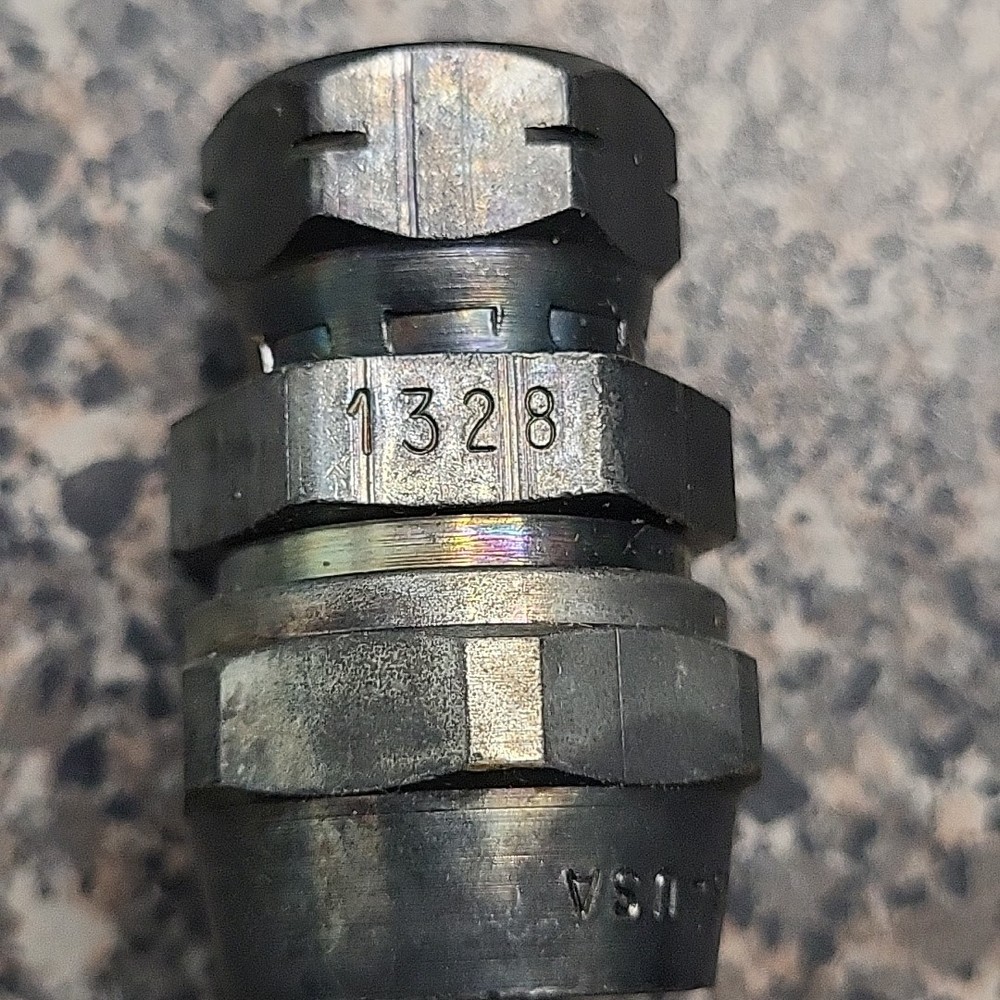 BINKS 3/4" x 1-1/2" 1328 Hose Connection