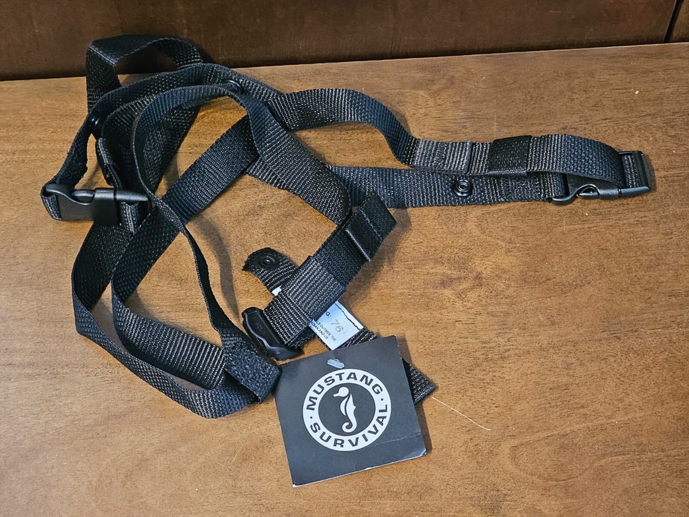 Mustang MA3032-13-0-101 Sailing Leg Strap - NEW