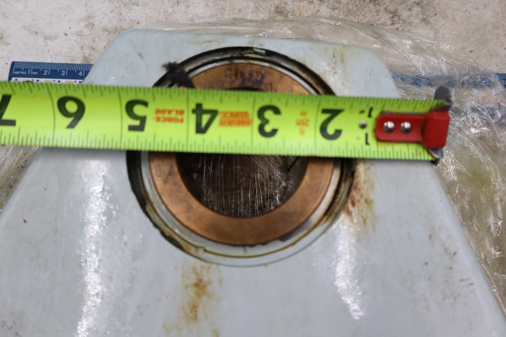 NICE! Horizontal (Cincinnati ?) Milling Machine Dove Tail Arbor Support w/ bush