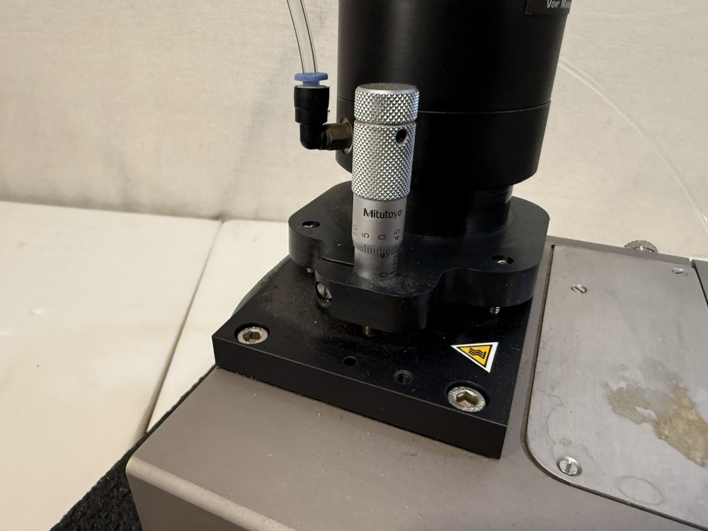 Waters Micromass Q-Tof Mass Spectrometer Ion Source
