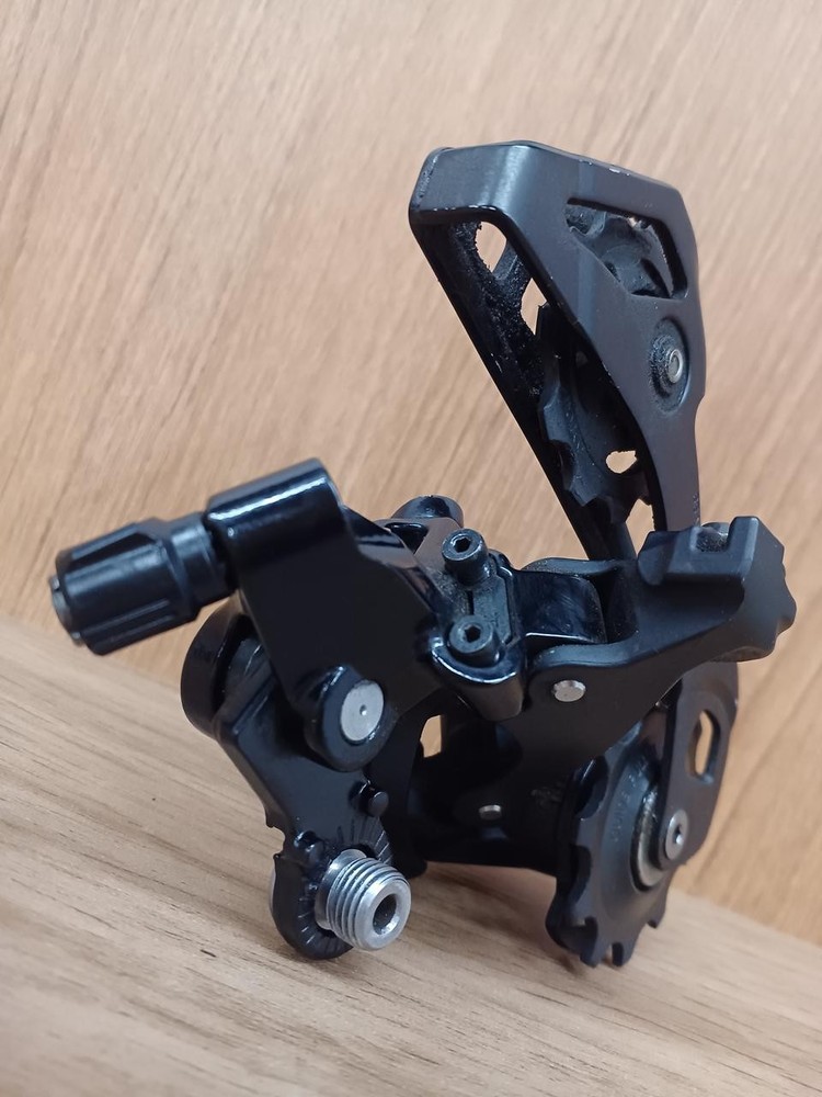 RD-R7000 Rear Derailleur