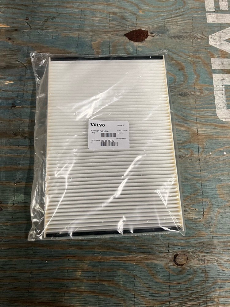 3948712 Air Filter for Volvo