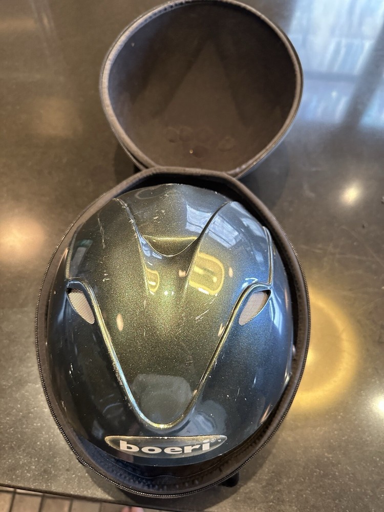 Boeri ski Helmet (men’s M). With case