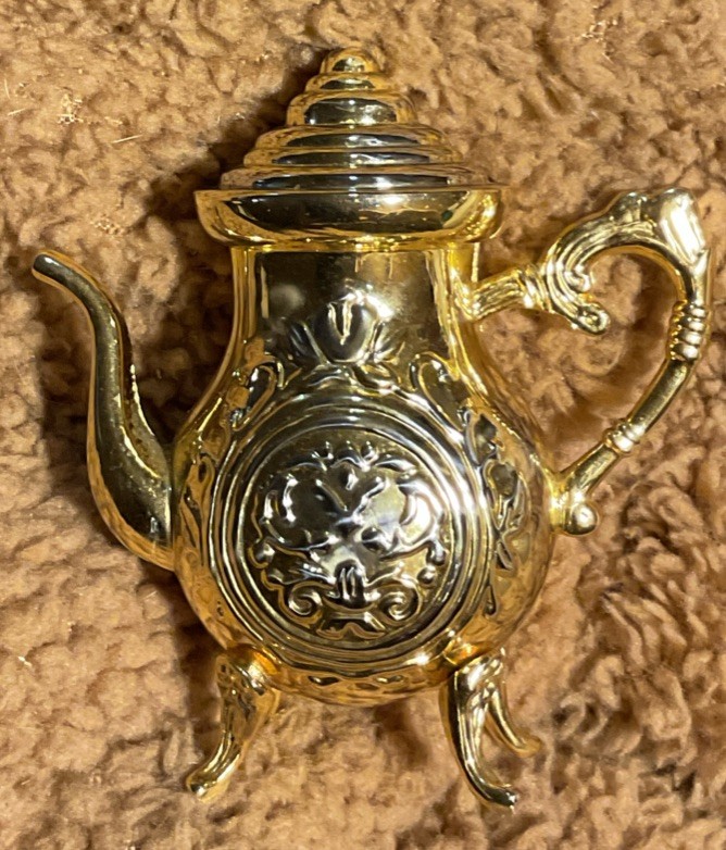 Mini Teapot Clock - Breeze Collection - Quartz - Gold Tone - Works