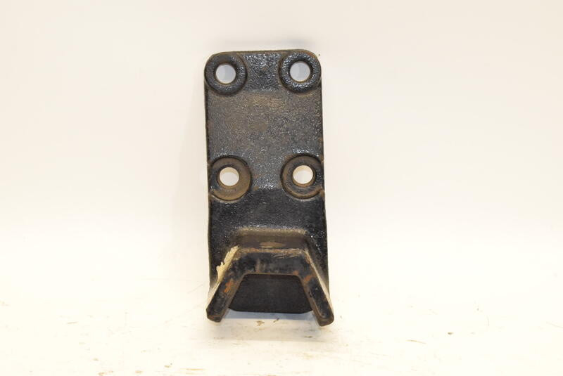 Freightliner Engine Mount 01-27897-000 (548-11985)