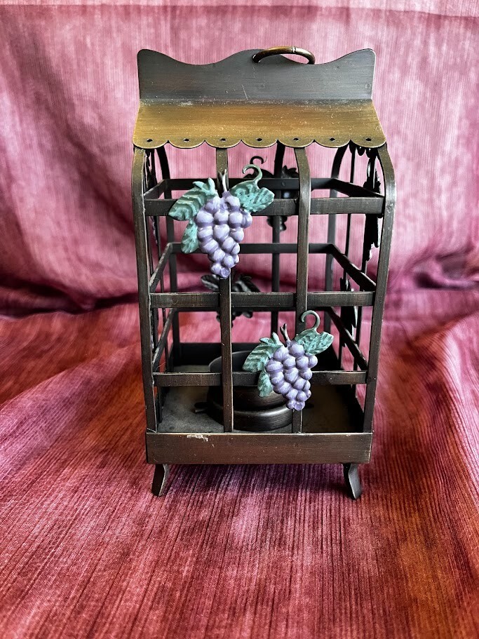 Pfaltzgraff GRAPEVINE Pattern Tea Light Holder Square Lattice Design Nostalgic