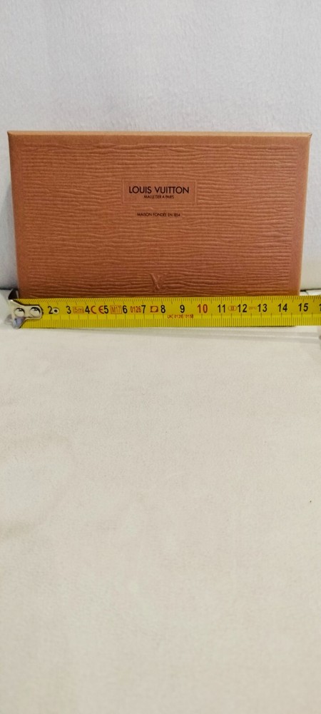 Louis Vuitton epi 6 Men's Keychain