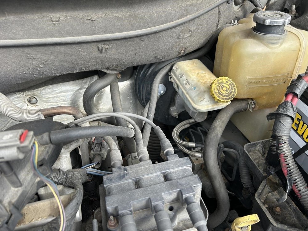 Driver Left Front Spindle/Knuckle Fits 04-08 PACIFICA 104952230