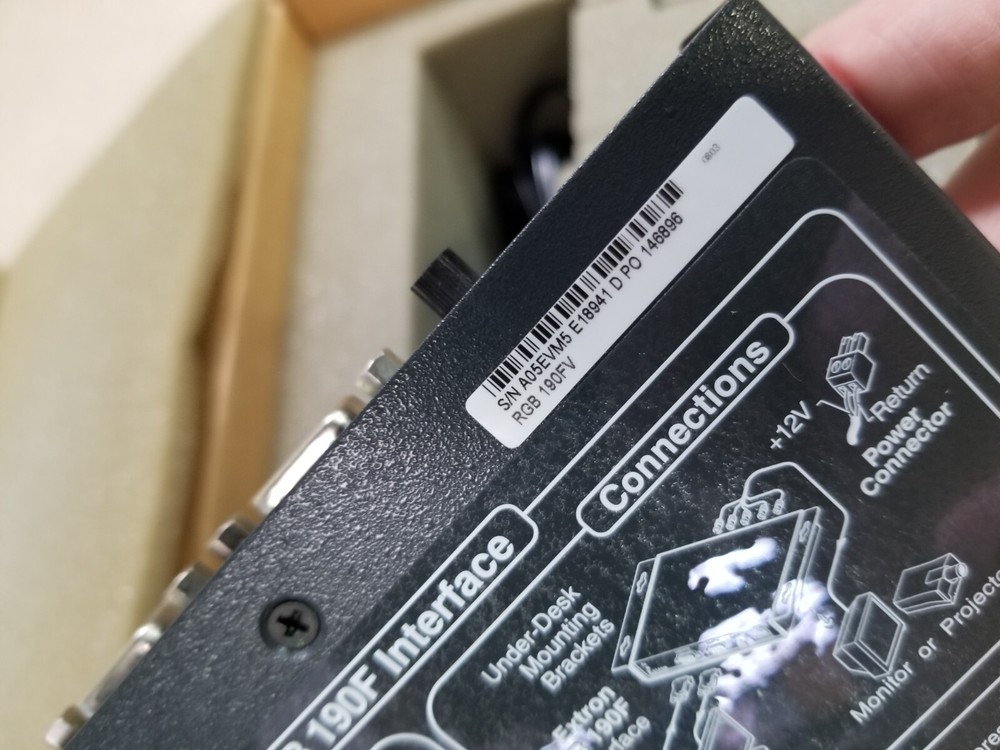 Extron RGB 190FV Universal Computer-Video Interface With Power Supply