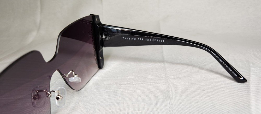 TRUE RELIGION Shield Bling Sunglasses