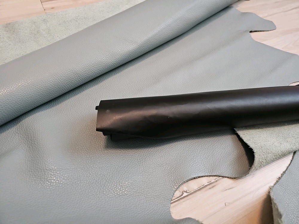 4-5oz MOODY LIGHT BLUE LEATHER HIDE SIDE PANEL/SHEET/SQUARE 12X12X24 SOFT25+