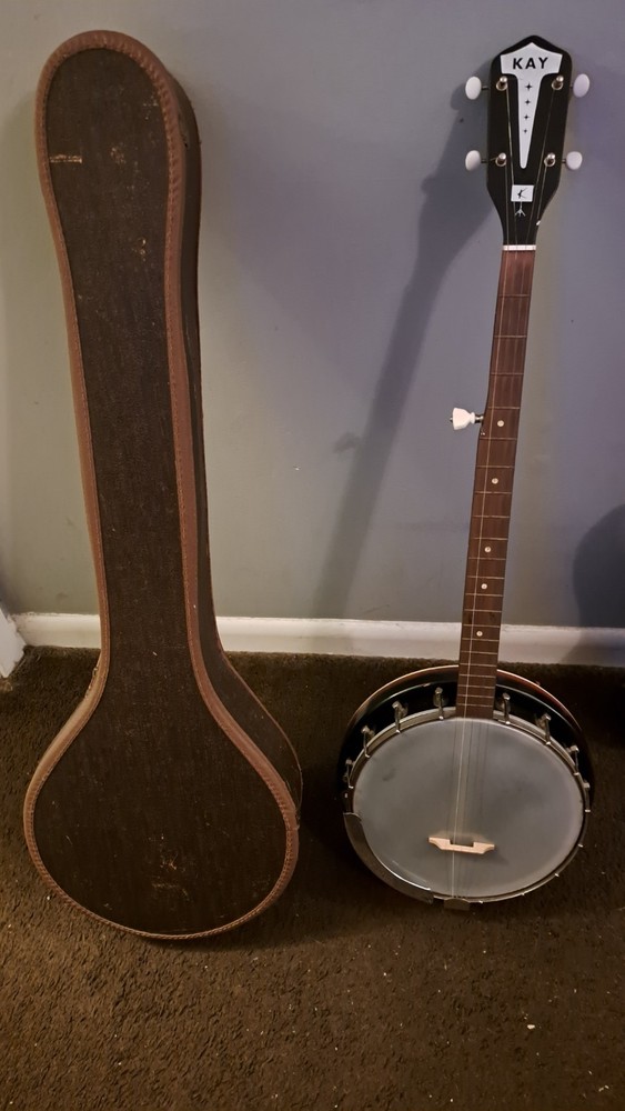 Kay 5 string banjo with case . One owner
