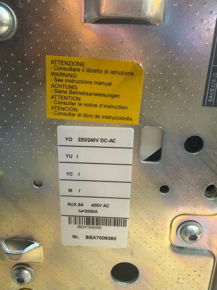 Excellent ABB SACE Emax E3 E3N-A 20 3 Pole 2000 Amp Circuit Breaker