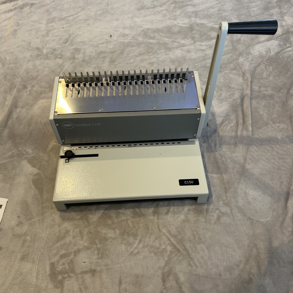 GBC CombBind C150 Heavy Duty Comb Binding Machine – Awesome Condition! Fast Ship