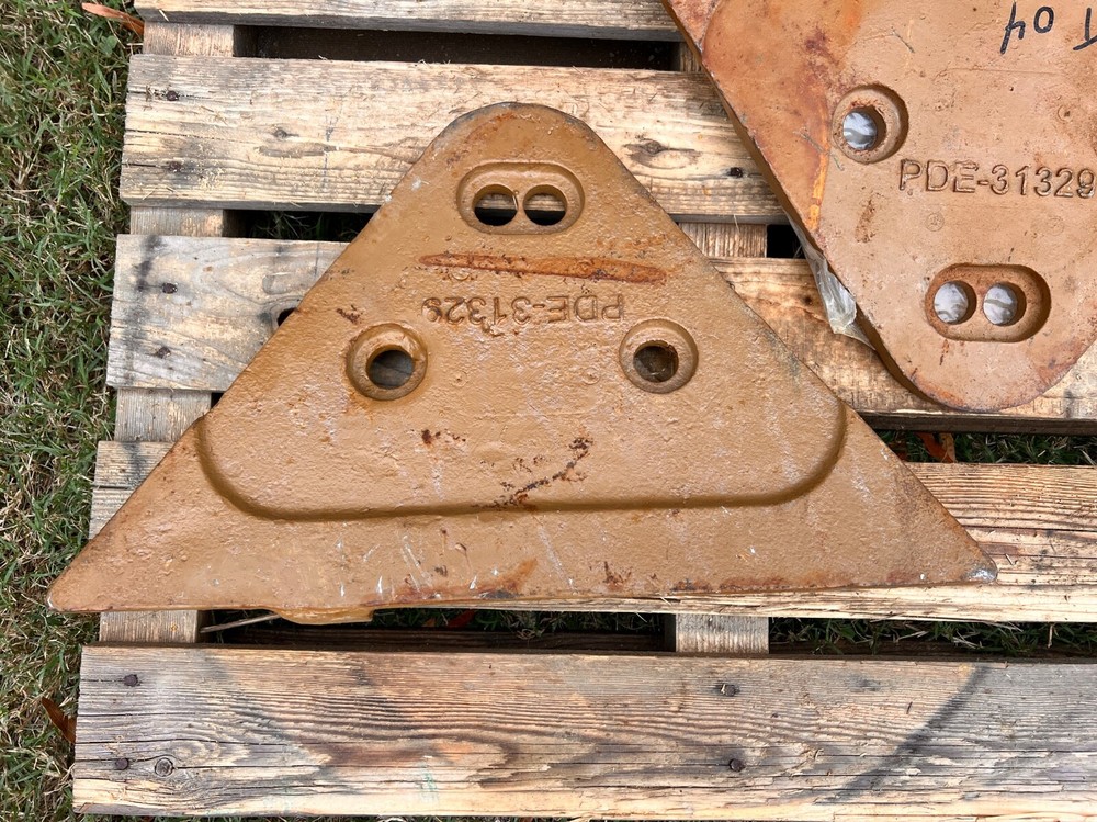 Lot of Two (2) Esco PDE31329 Sidecutters