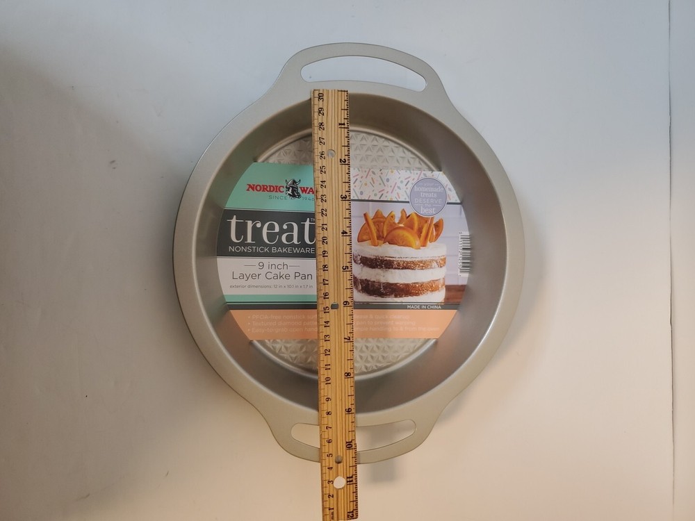 Nordic Ware NonStick 9" Layer Cake Pan Handles Textured