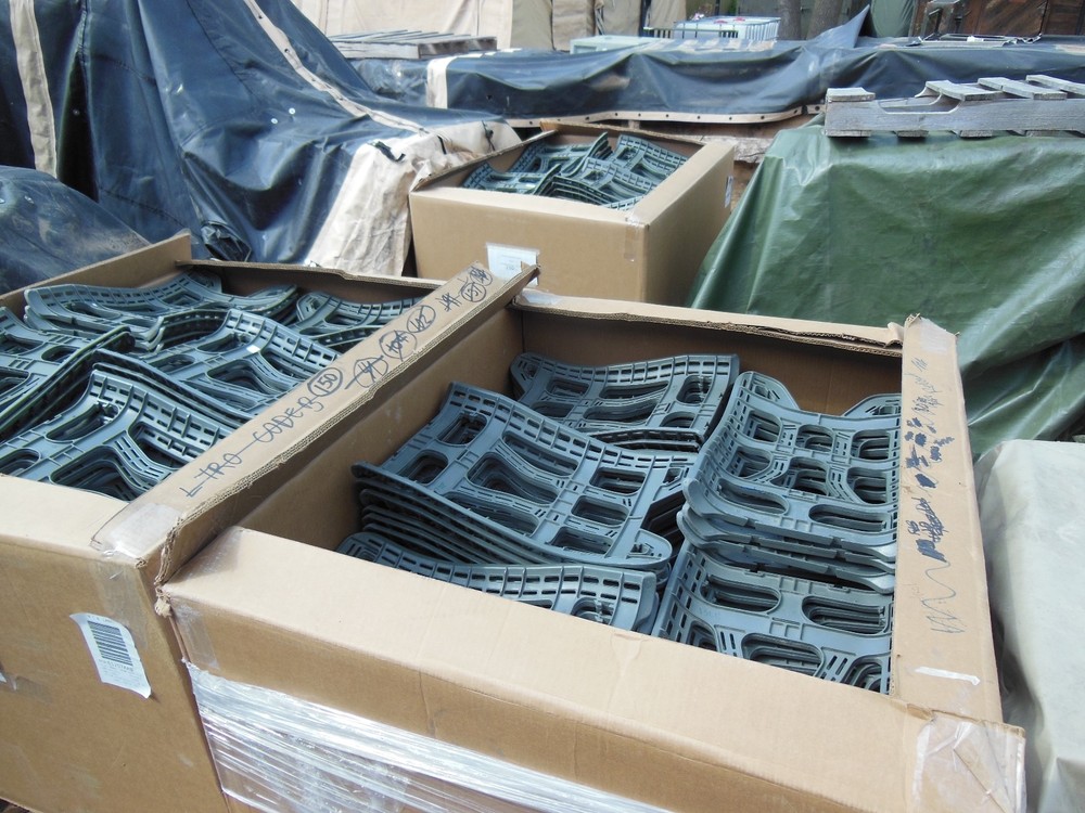 ONE ...MILITARY SURPLUS PACK FRAME MOLLE GREEN ARMY SEAT BACK ORGANIZER --USED