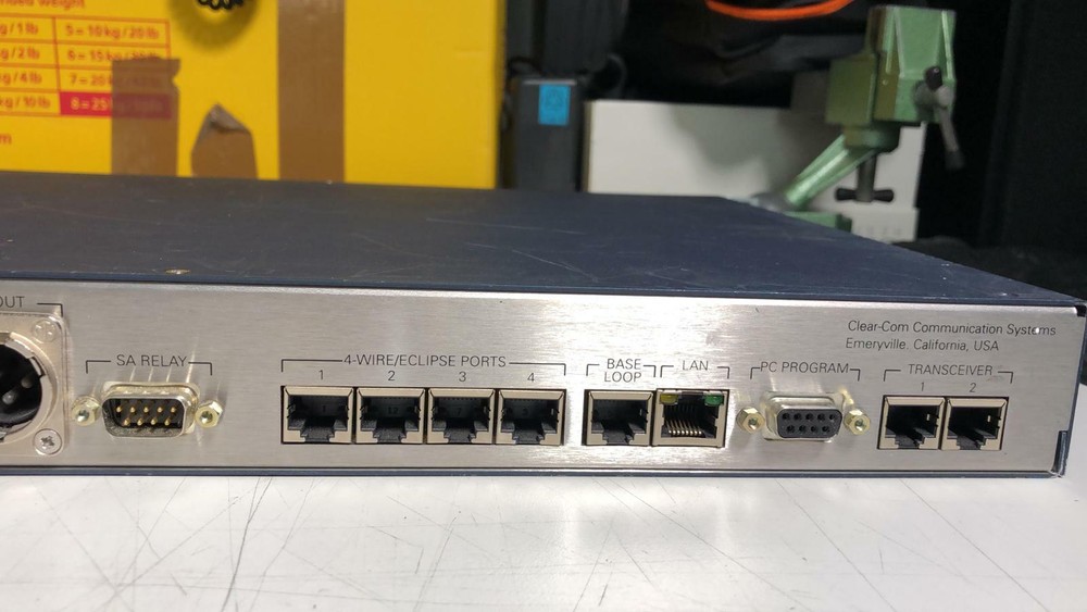 Clearcom freespeak 10 digital wireless mainframe for beltpacks