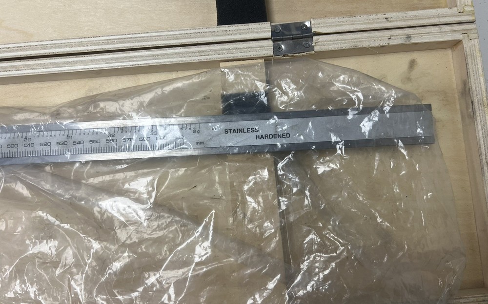 WESTWARD RS232 24" ELEC CALIPER WITH CASE