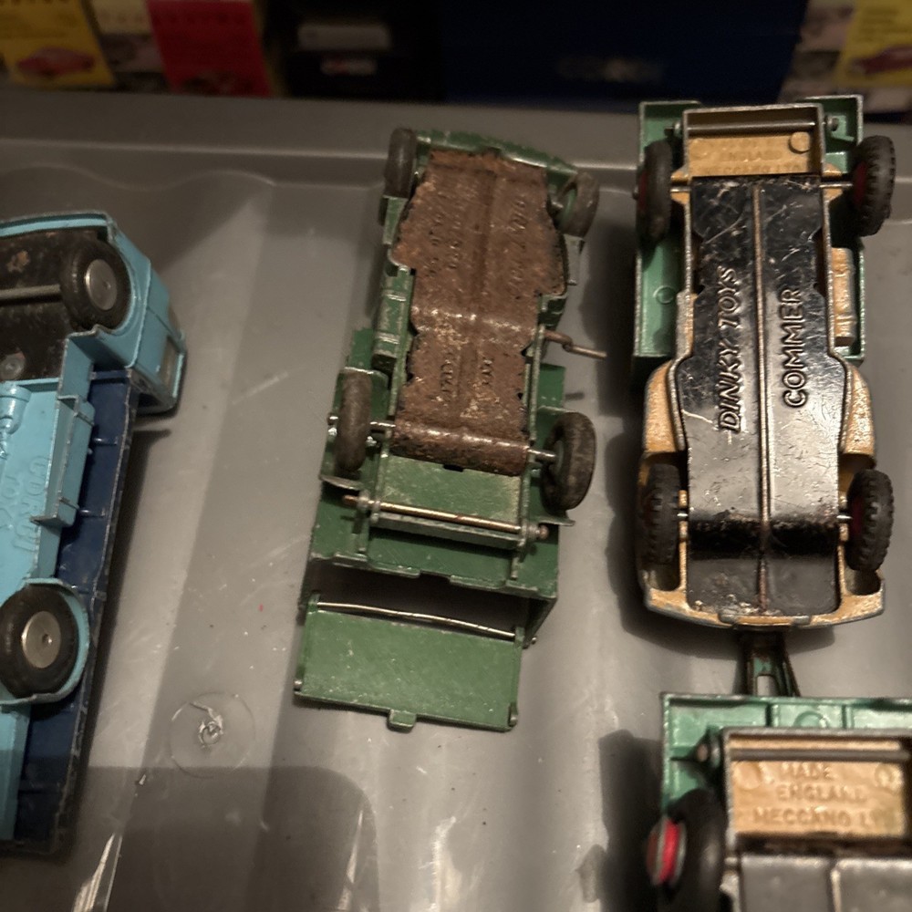 DINKY & CORGI 5 in total used