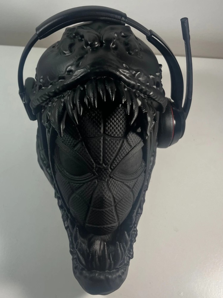 Venom-Spiderman Headphone Stand/Bust