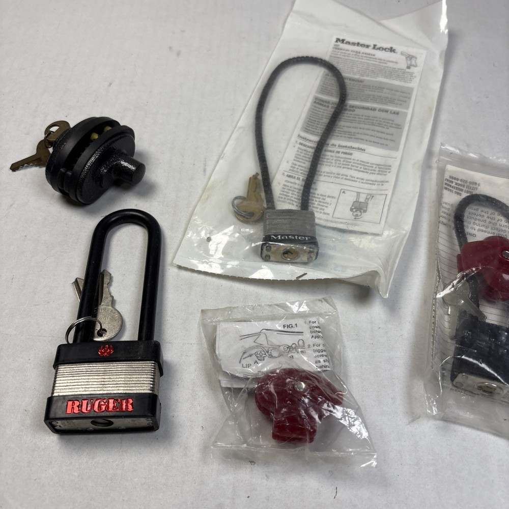 Gun Lock Lot Ruger Master Lock Cable & Trigger Locks w/ Keys – 5 Pieces