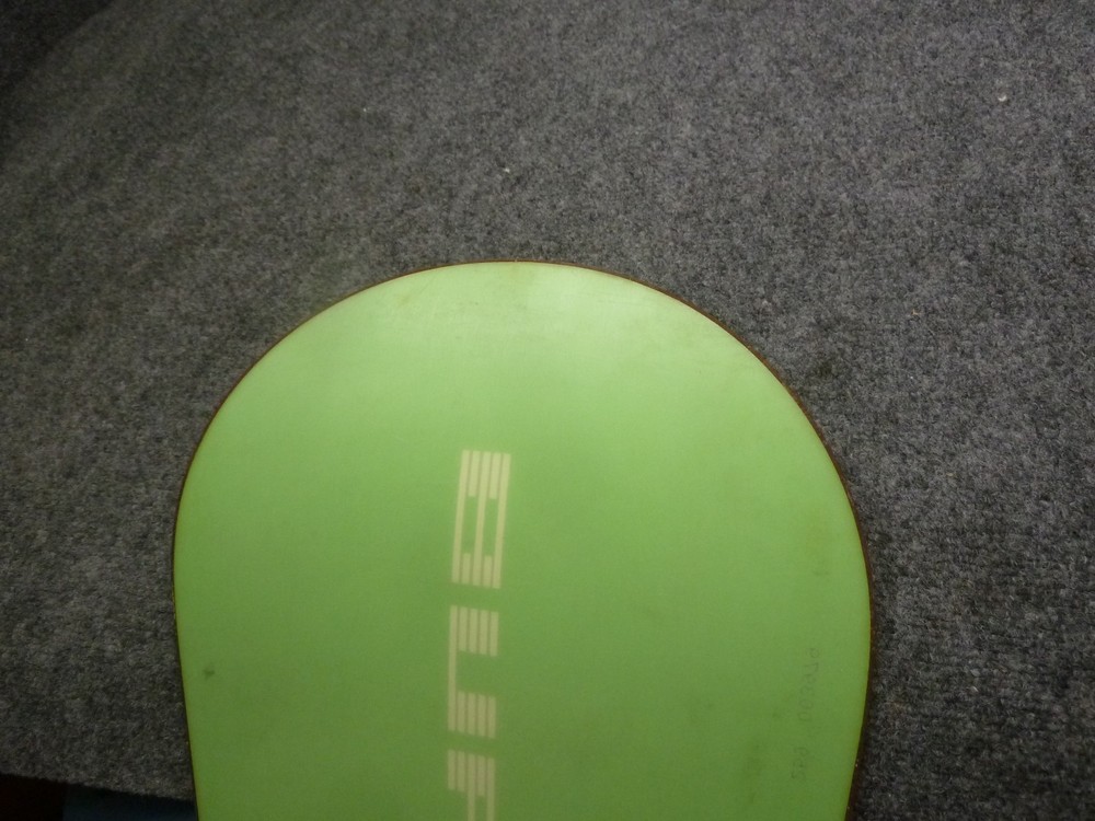 burton snowboard 157cm