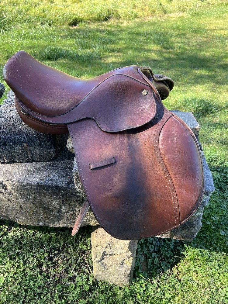 Lancer English Saddle