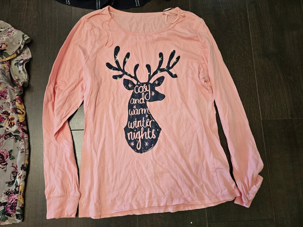 ⭐(no. 357) Ladies / Women Bundle Size 12 top bundle